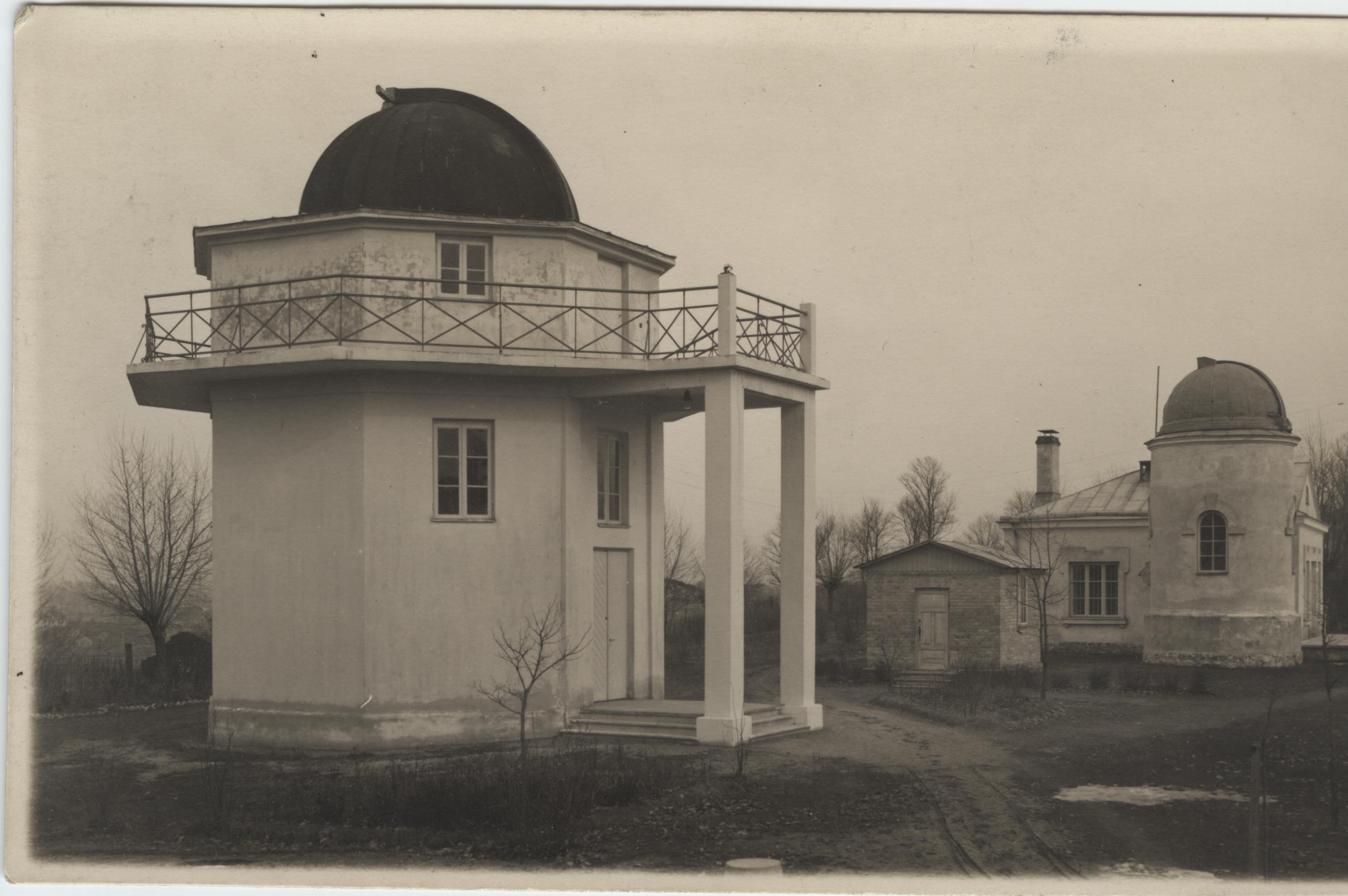 f 2432 Obserwatorium astronomiczne na Zarzecu 1